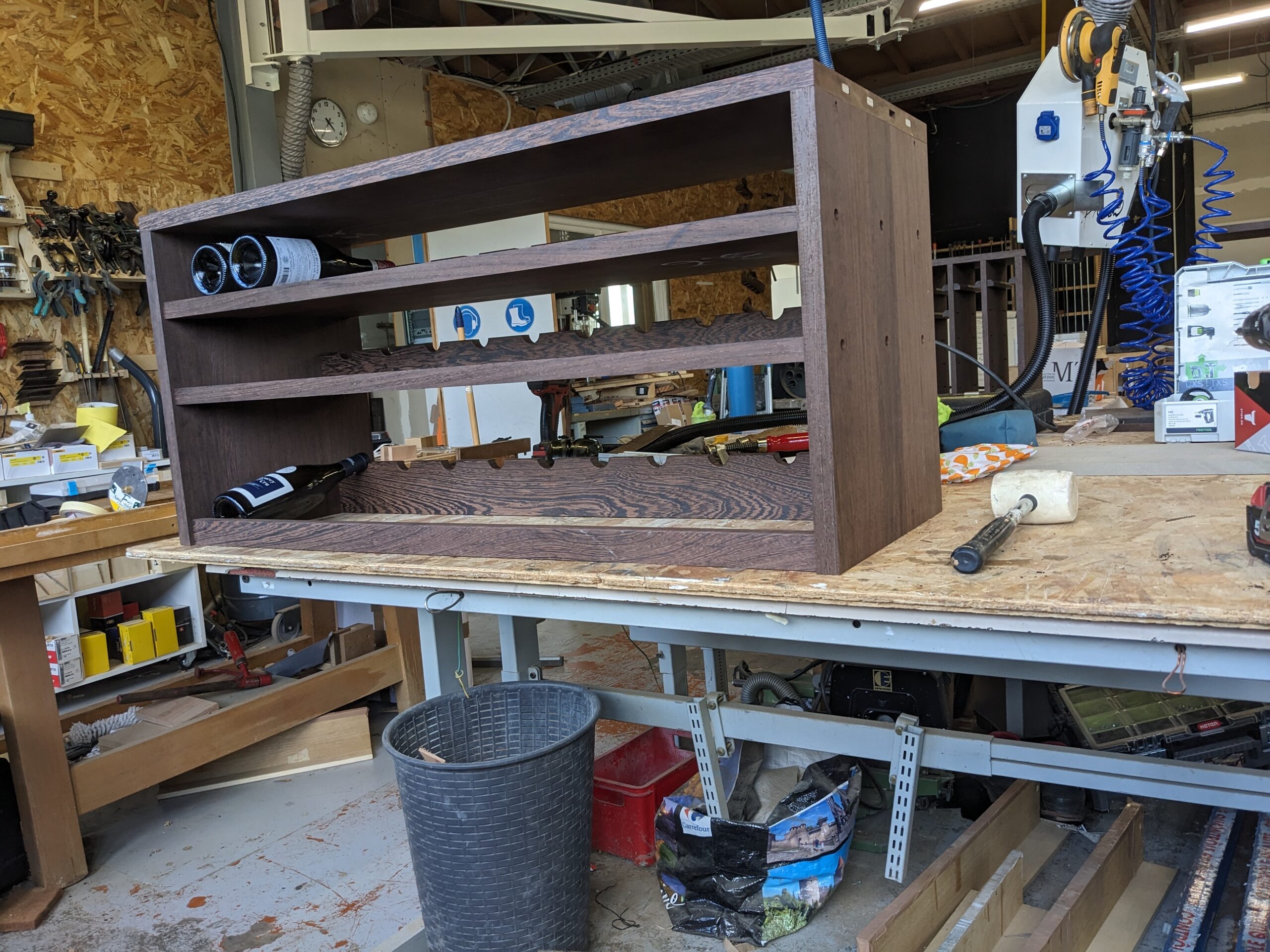 le dessus de la partie centrale