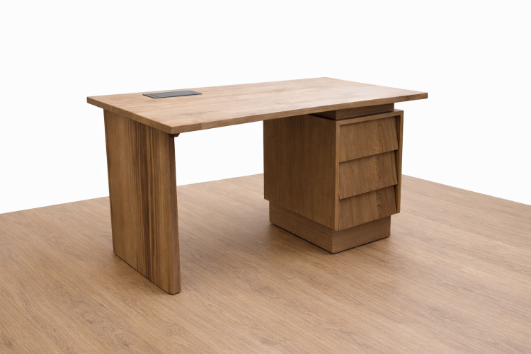 Bureau inspiration Charlotte Perriand chêne massif et plaqué chêne